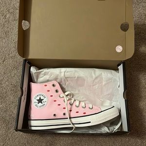 Converse Valentine’s Day Collection Hightops